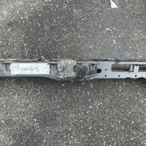Верхняя радіаторна панель Hyundai Santa Fe 641012W000