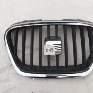 Решітка радіатора Seat 5P9853654
