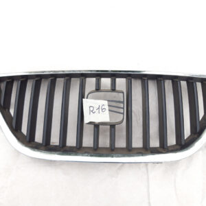 Решітка радіатора Seat 6J0853651
