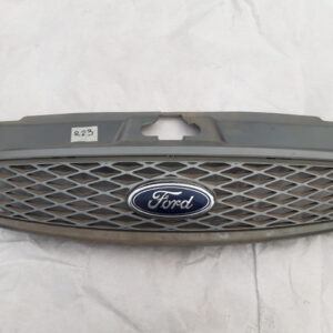 Решітка радіатора Ford Mondeo 6S7X8A133BA