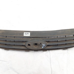 Решітка радіатора Ford C-MAX 07-10 7M51R8138A