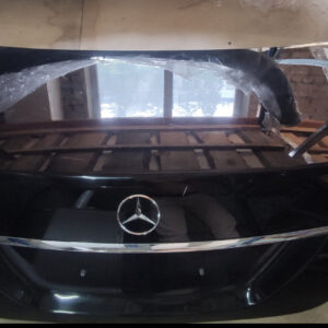 Кришка багажника  Mercedes S 500L W221 2006  A2217500275 (колір 197)