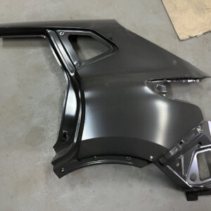 Крило заднє ліве на Nissan Qashqai (відрізне)  G8113HV0MB