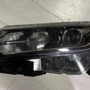 Фара ліва Nissan Qashqai J11