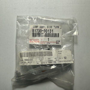 81730-30131 Оригінал повторювач повороту в крилі поворотник правий Toyota Camry 40 Highlander Lexus GS IS