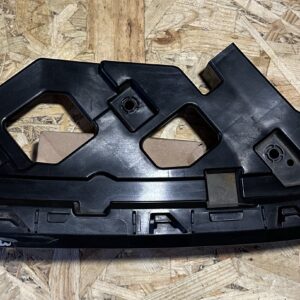 711403K4H0 Кронштейн переднього бампера правий під фарою Honda Mn-v